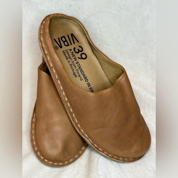 VIBAE Roma Leather Fawn Tan Unisex Outdoor Slipper Slide Women’s size 9 Men’s 6 - Picture 8 of 12